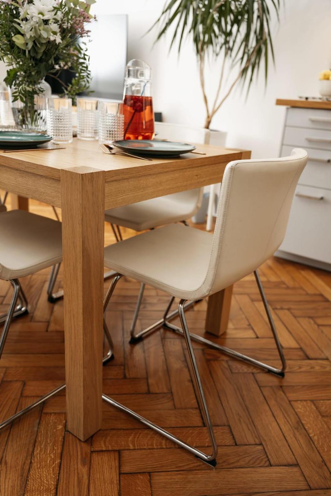 Comfortable And Cosy A Few Steps From Dancing House And Naplavka Dance פראג