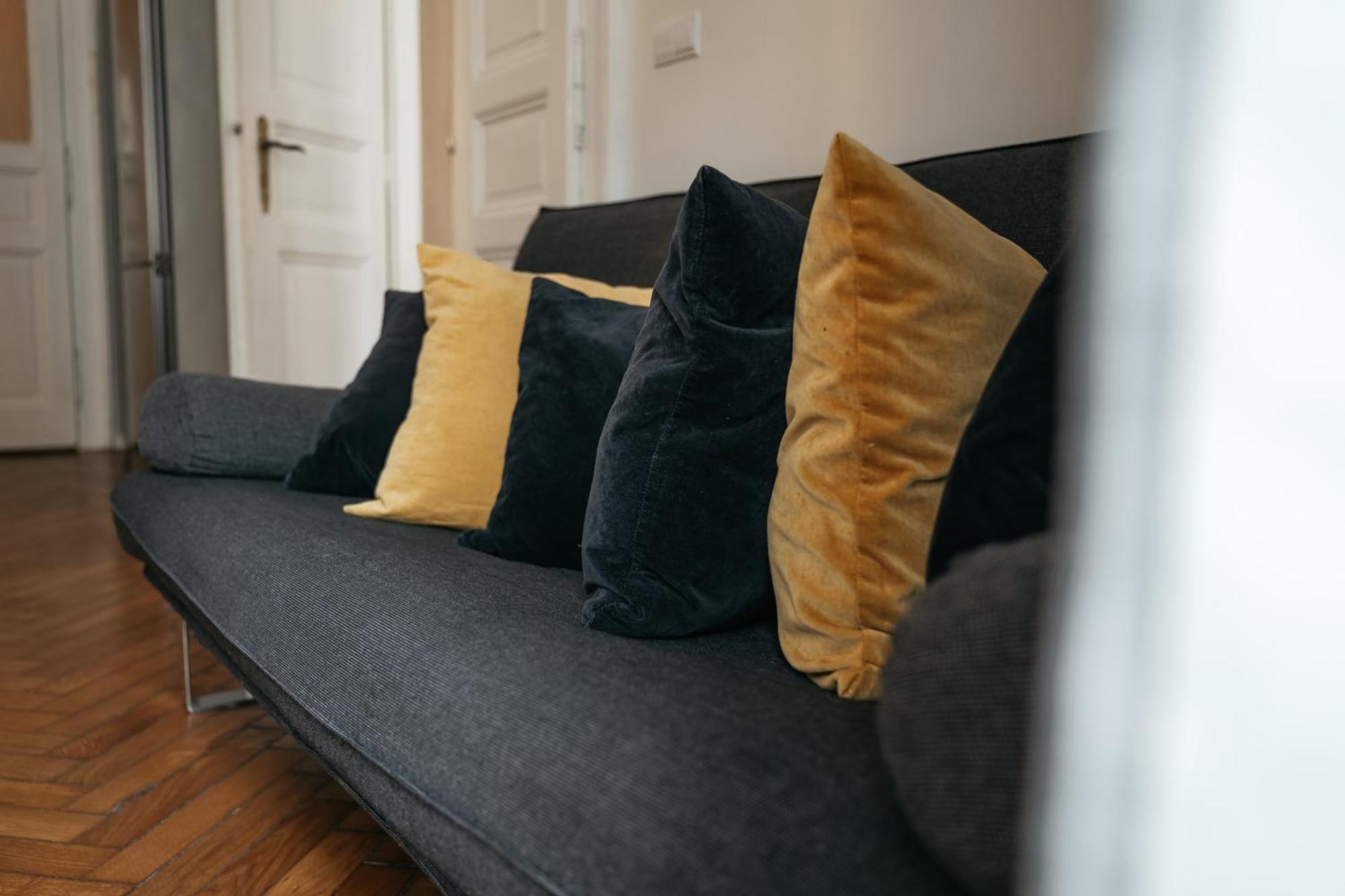 Comfortable And Cosy A Few Steps From Dancing House And Naplavka Dance דירה