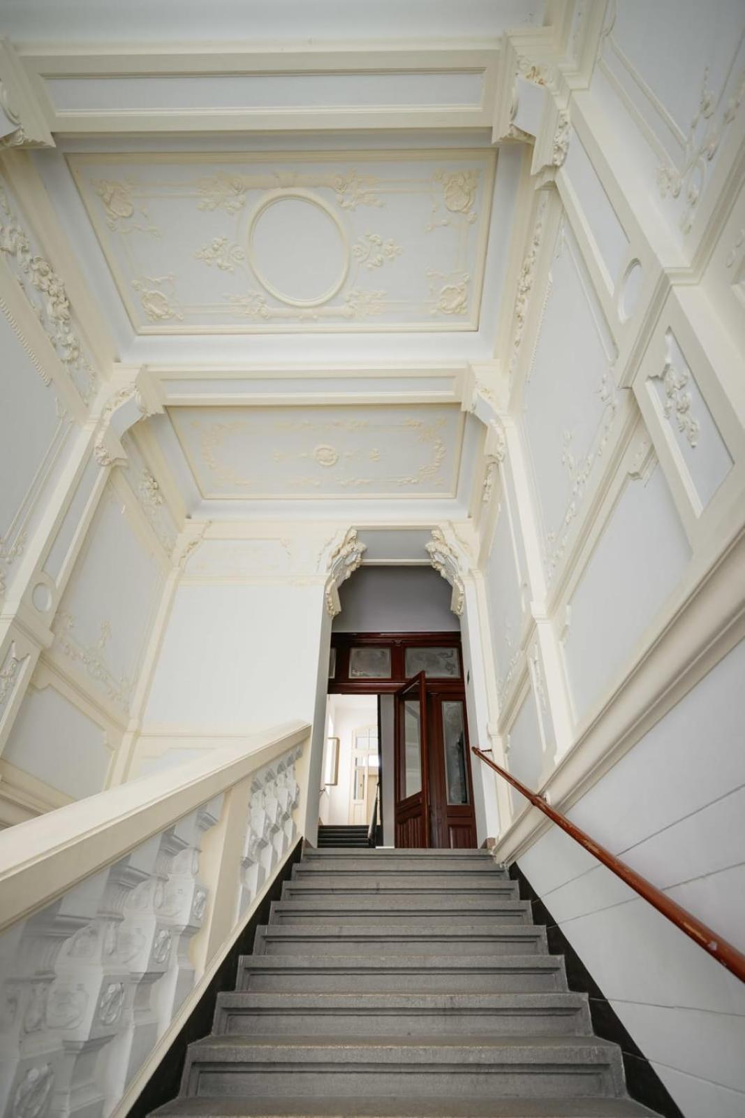 Comfortable And Cosy A Few Steps From Dancing House And Naplavka Dance * פראג