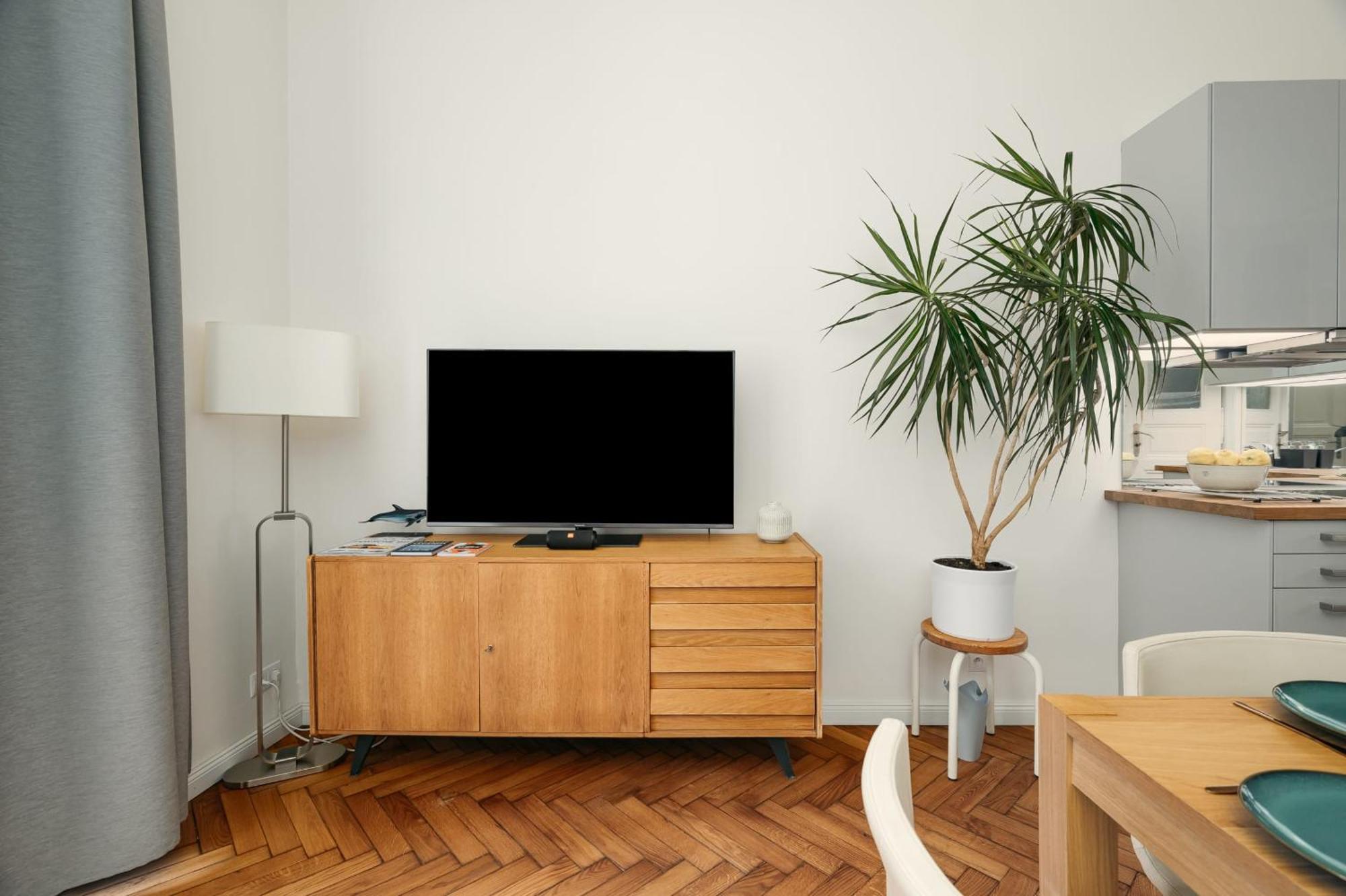 Comfortable And Cosy A Few Steps From Dancing House And Naplavka Dance דירה *