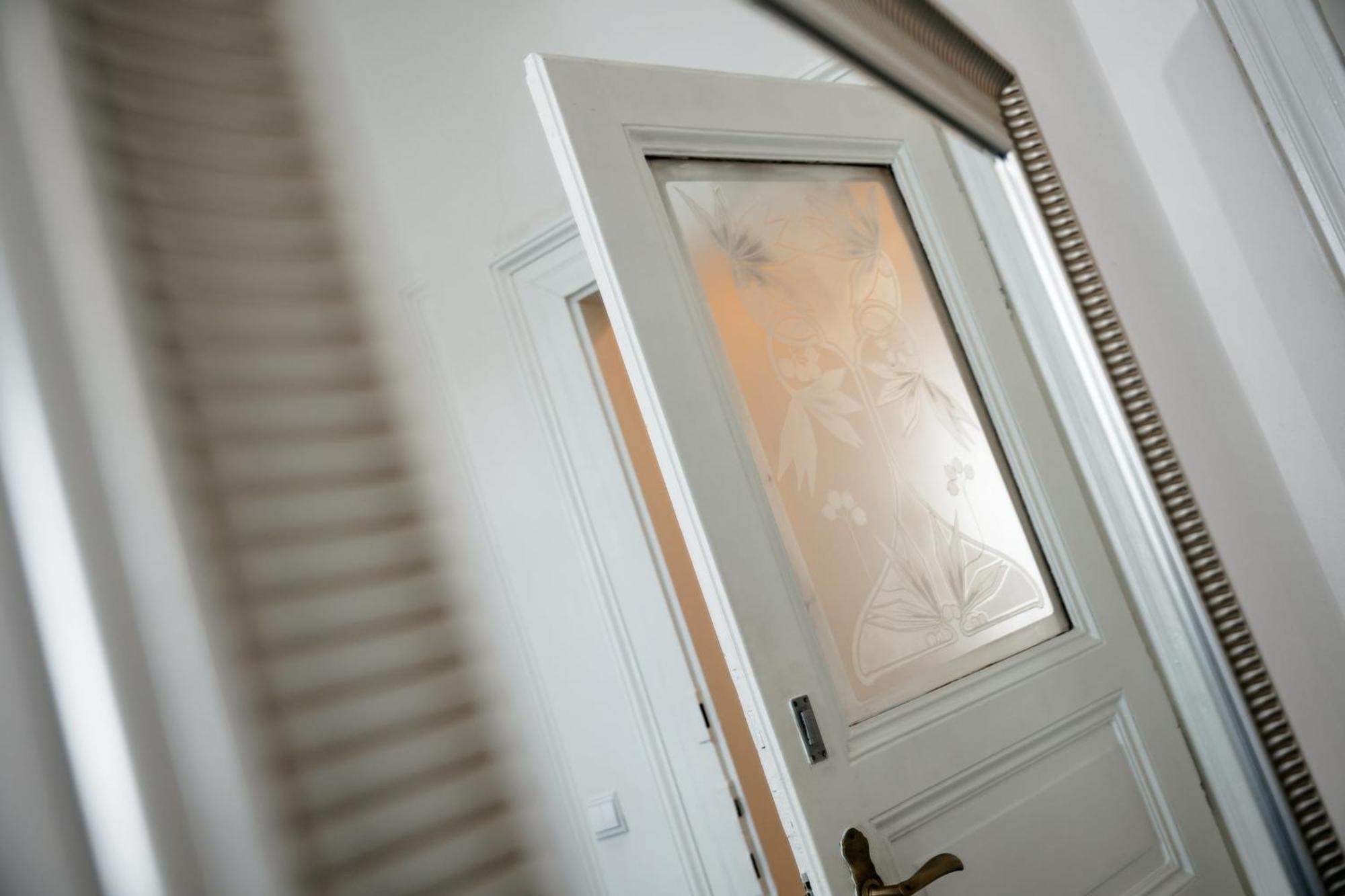 Appartement Comfortable And Cosy A Few Steps From Dancing House And Naplavka Dance Praag